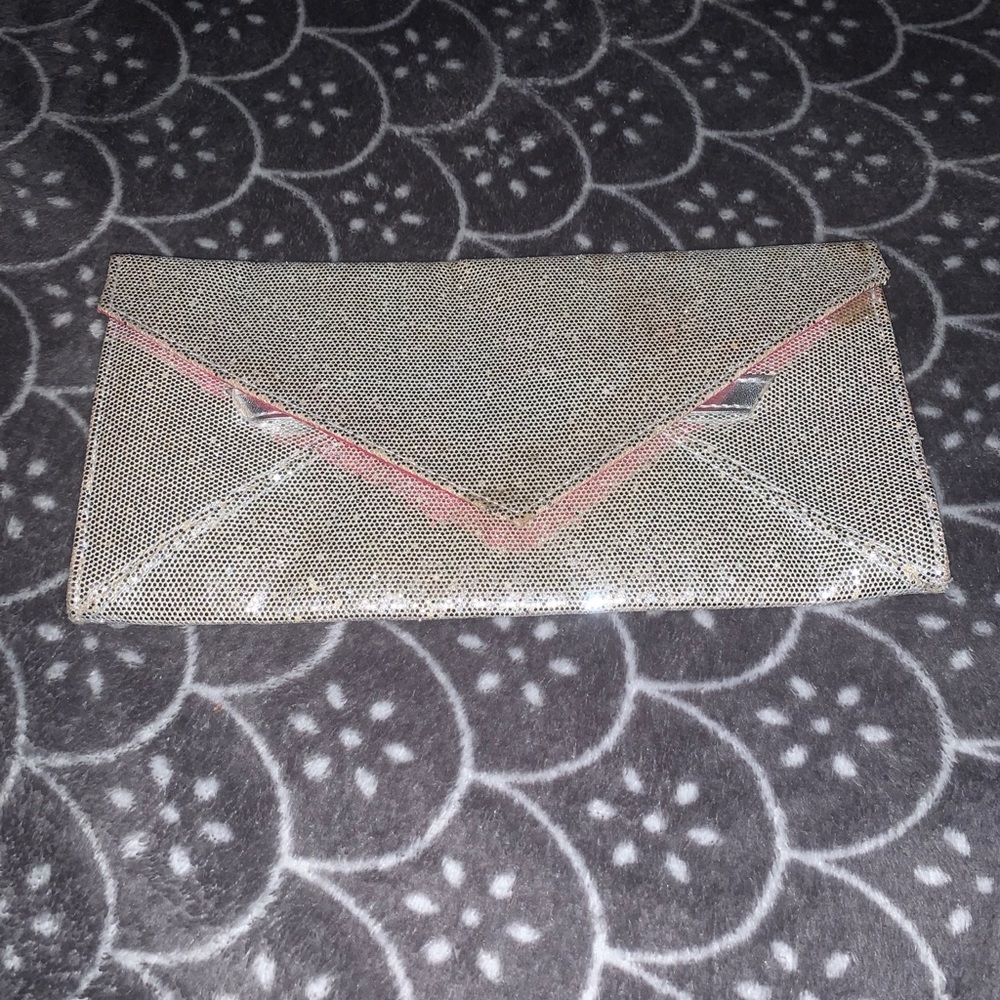 SOLD -Silver Glitter clutch